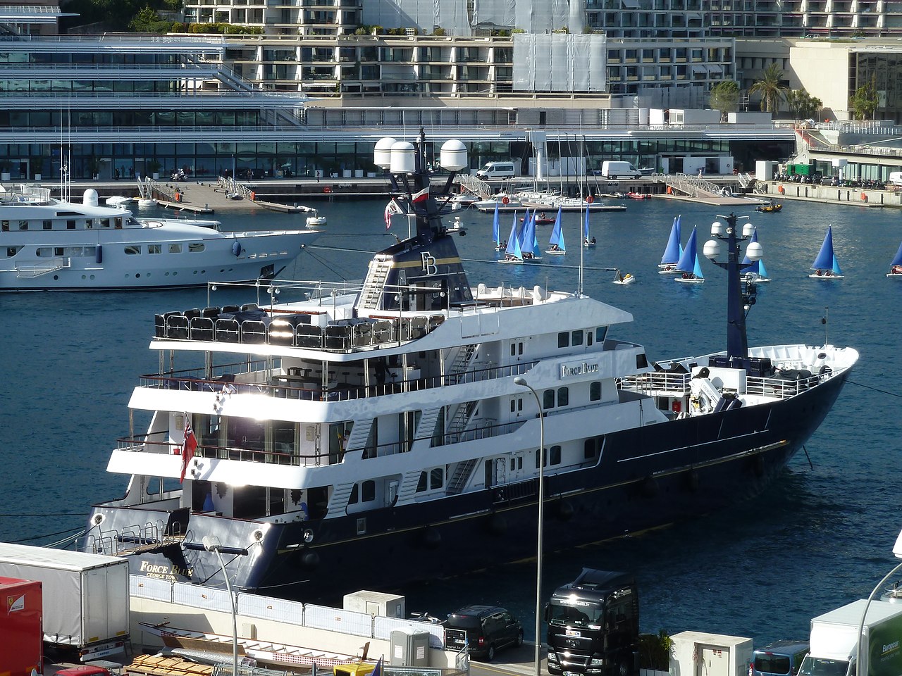 force one yacht briatore