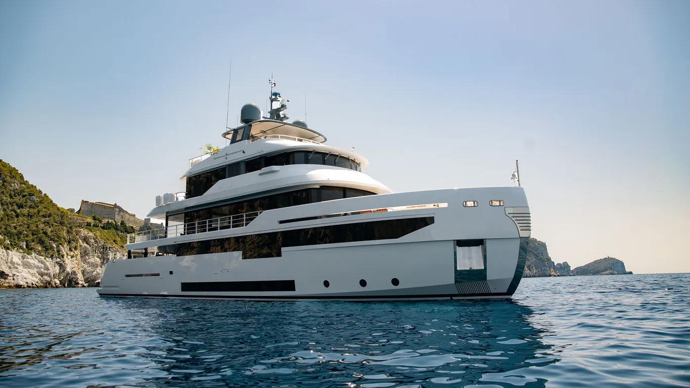 Venduto Goga, Il Primo Benetti B.Yond - SuperYacht24